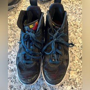 Nike bball shoes Jordan’s size 4Y